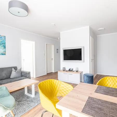 Sporthotel Neuruppin - Apartmenthaus Mit Ferienwohnungen Exterior photo