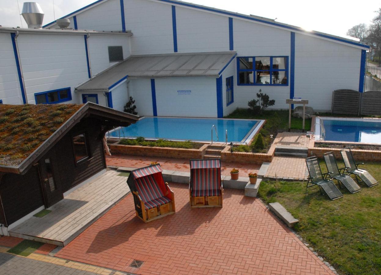 - Apartmenthaus Mit *